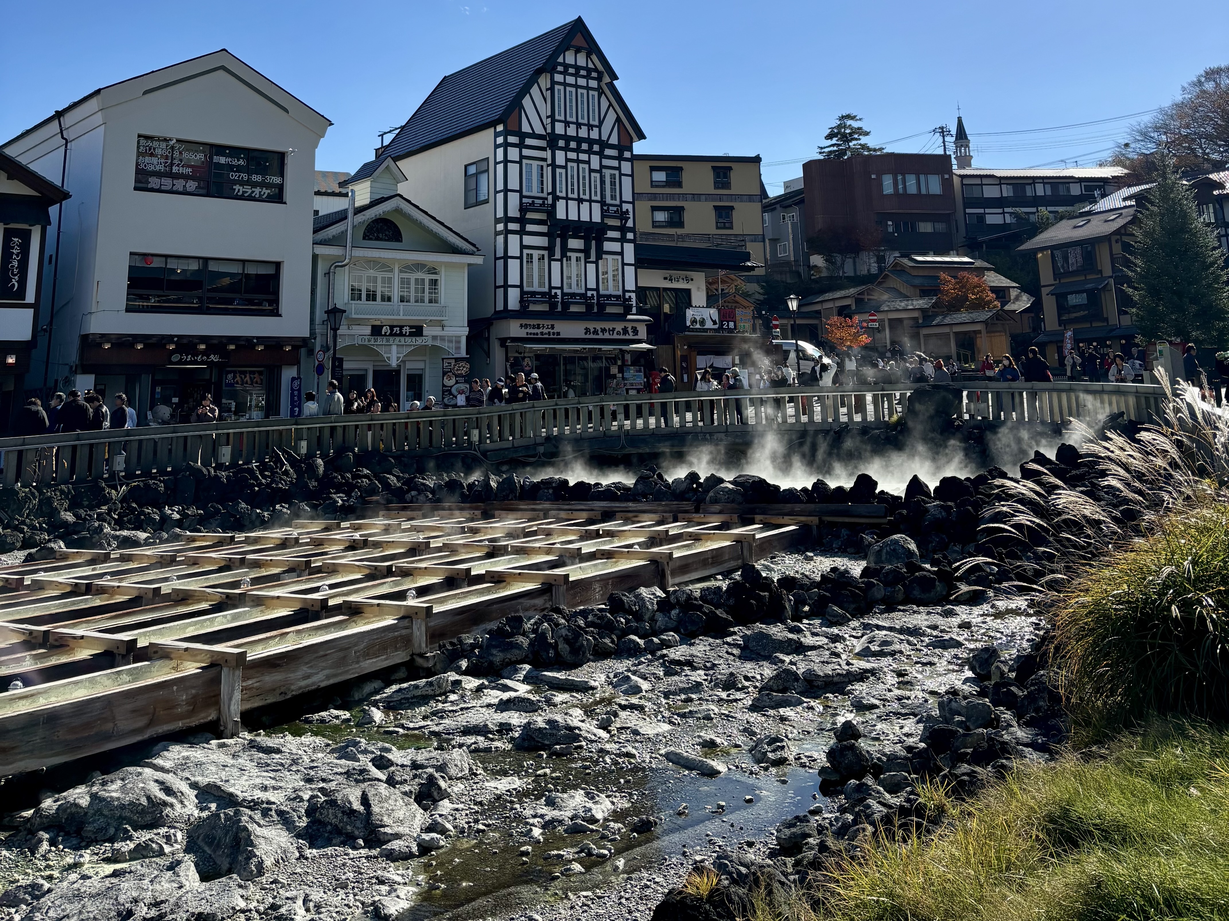 I Traveled from Kyoto to a Famous Hot Spring Town by Overnight Bus